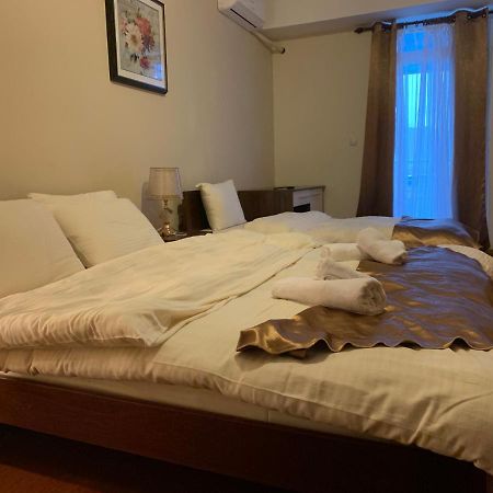 Hotel Prestige Струга Екстер'єр фото