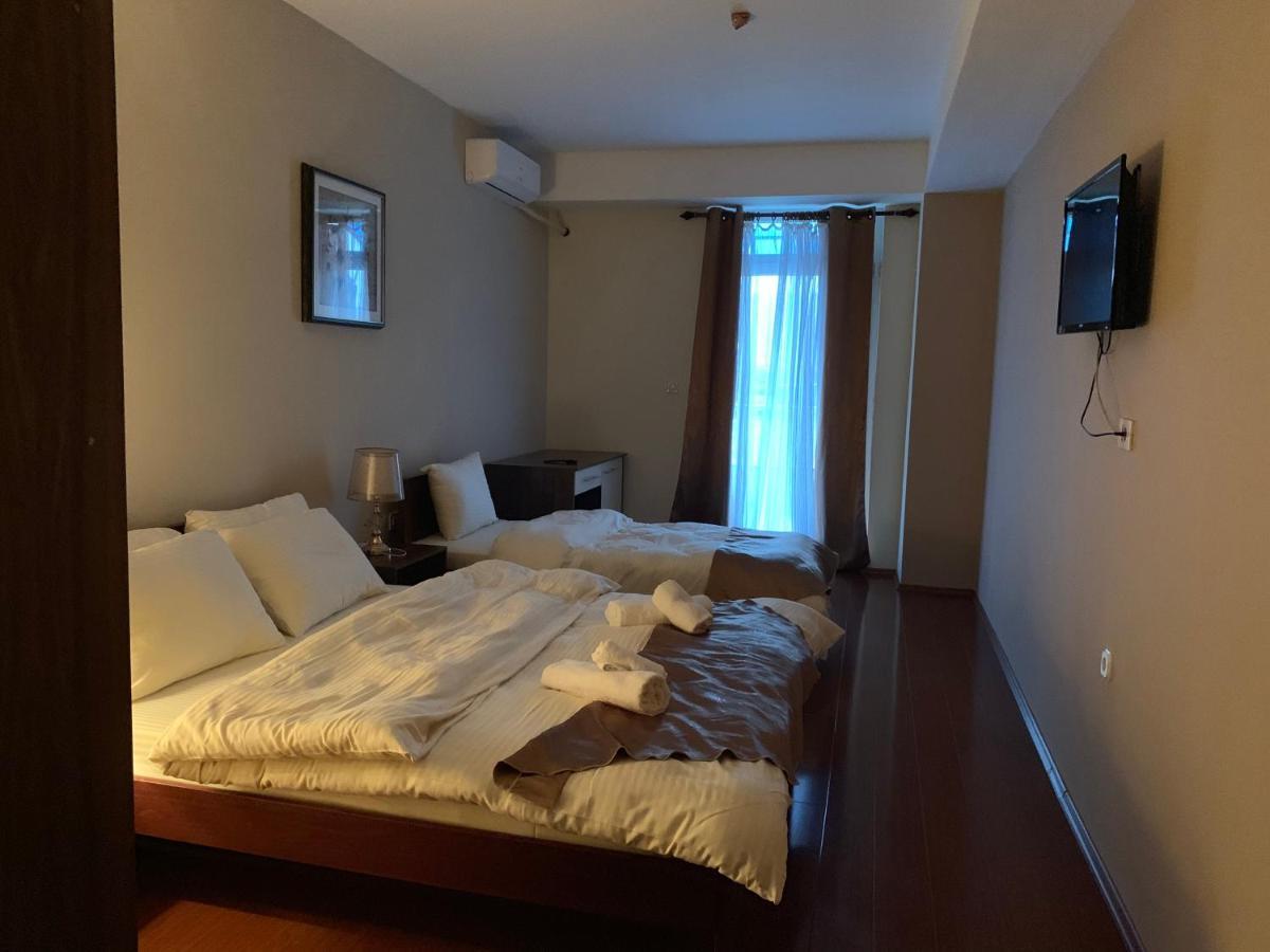 Hotel Prestige Струга Екстер'єр фото