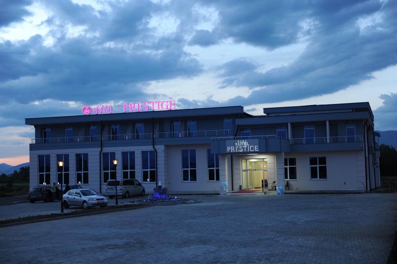Hotel Prestige Струга Екстер'єр фото